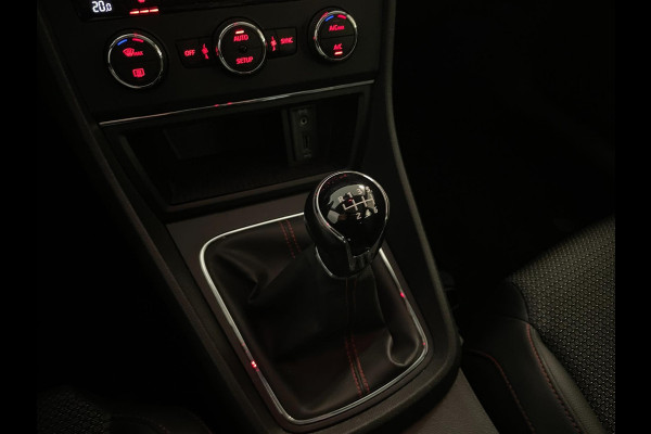 Seat León ST 1.4 TSI FR PANO AIRCO CLIMA NAVI CRUISE LED STOELVERW BLUETOOTH VELGEN SPORT INT ZEER NETTE AUTO