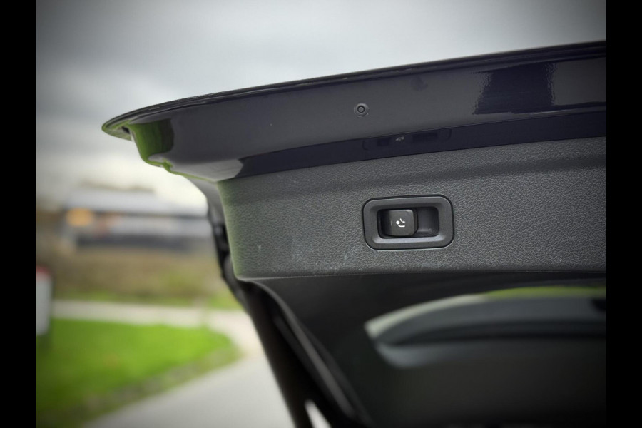 Mercedes-Benz GLE 350 e 4MATIC AMG Panoramadak|Luchtvering|Burmester®|Camera 360°|Head-Up|Night pakket|Sfeerverlichting|Distronic