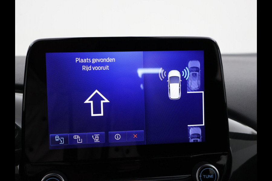 Ford Fiesta 1.0 EB AUTOMAAT ST-LINE + TREKHAAK | FULL LED | STUUR/STOELVERW. | APPLE CARPLAY