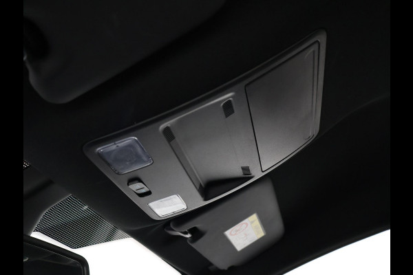 Ford Fiesta 1.0 EB AUTOMAAT ST-LINE + TREKHAAK | FULL LED | STUUR/STOELVERW. | APPLE CARPLAY