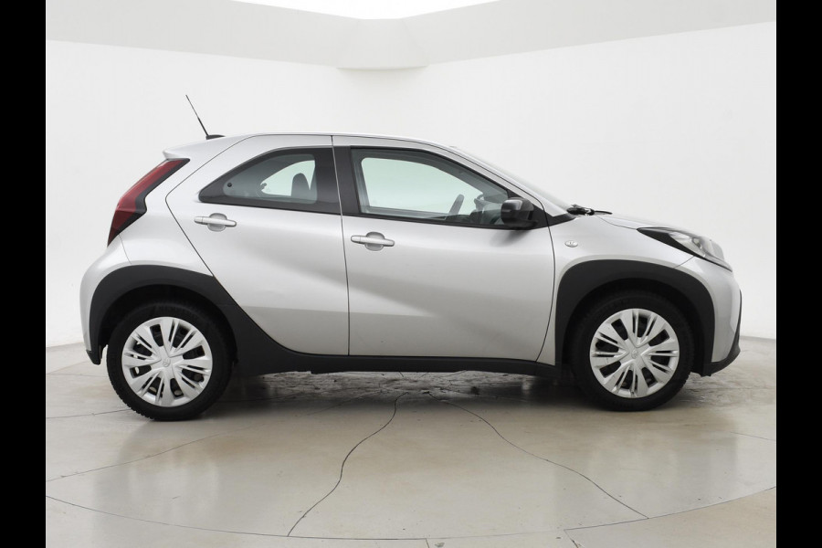 Toyota Aygo X 1.0 VVT-i MT PLAY + ADAPTIVE CRUISE | APPLE CARPLAY | CAMERA | AIRCO