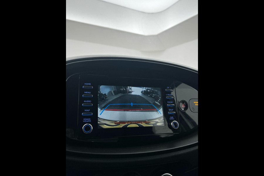 Toyota Aygo X 1.0 VVT-i MT PLAY + ADAPTIVE CRUISE | APPLE CARPLAY | CAMERA | AIRCO