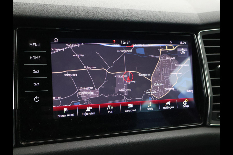 Škoda Kodiaq 1.5 TSI 150 PK DSG + WEGKL. TREKHAAK | 360 CAMERA CANTON | ADAPTIVE CRUISE | STOELVERW. | APPLE CARPLAY | MEMORY