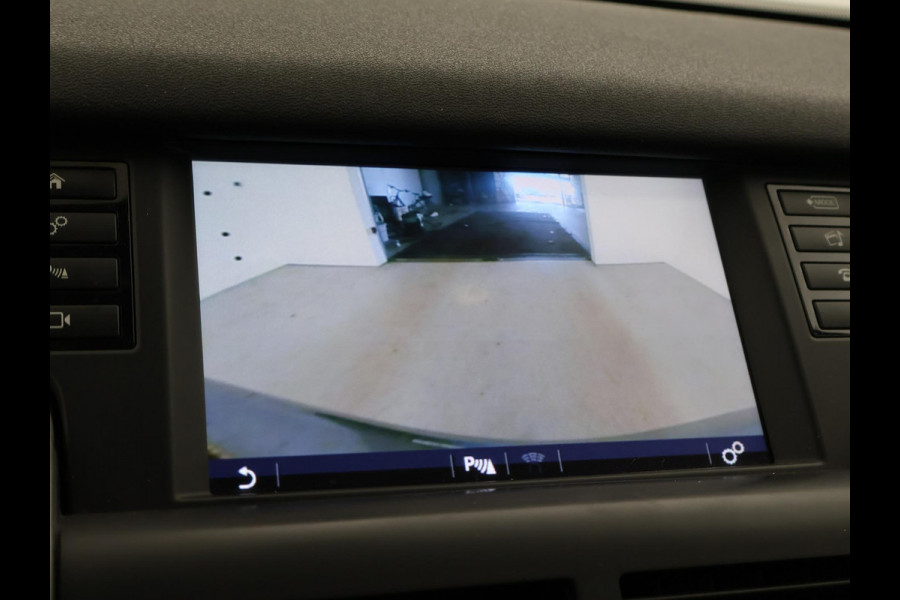 Land Rover Discovery Sport 2.0 TD4 150 PK HSE + PANORAMA | STOELVERW. V+A | LEDER