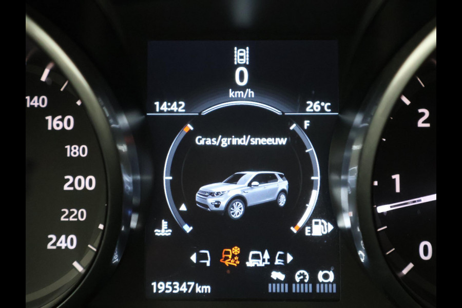 Land Rover Discovery Sport 2.0 TD4 150 PK HSE + PANORAMA | STOELVERW. V+A | LEDER