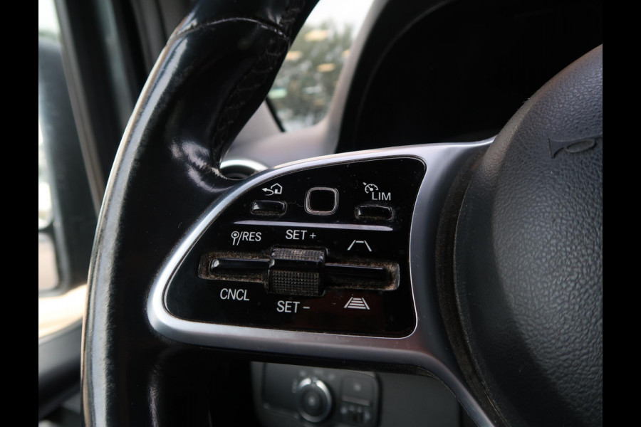 Mercedes-Benz Sprinter 316 2.2 CDI 163 PK AUT7 L2H2 + 3500 KG TREKHAAK / ADAPTIVE CRUISE / BREEDBEELD MBUX