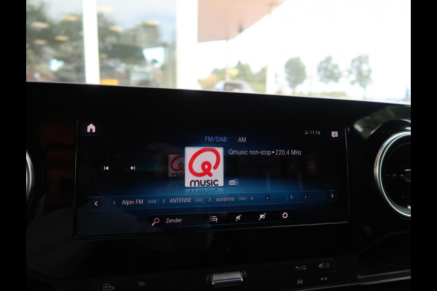 Mercedes-Benz Sprinter 316 2.2 CDI 163 PK AUT7 L2H2 + 3500 KG TREKHAAK / ADAPTIVE CRUISE / BREEDBEELD MBUX