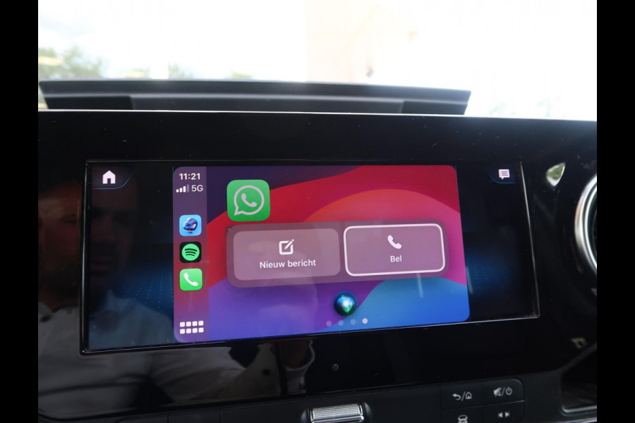 Mercedes-Benz Sprinter 316 2.2 CDI 163 PK AUT7 L2H2 + 3500 KG TREKHAAK / ADAPTIVE CRUISE / BREEDBEELD MBUX