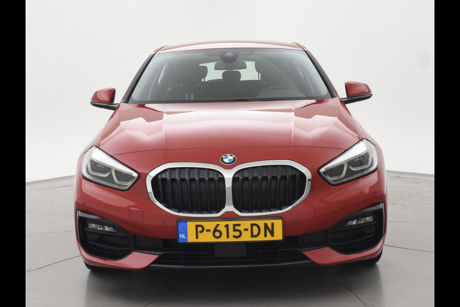 BMW 1-serie 116D LESAUTO DUBBELE BEDIENING HANDGESCHAKELD + CAMERA | SPORTSTOELEN | LED