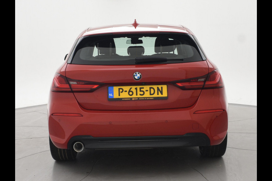 BMW 1-serie 116D LESAUTO DUBBELE BEDIENING HANDGESCHAKELD + CAMERA | SPORTSTOELEN | LED