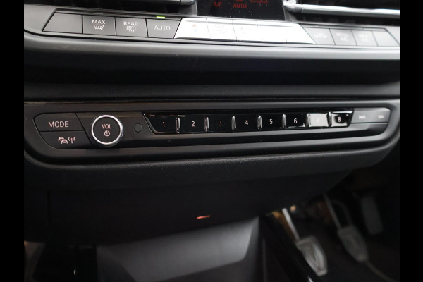 BMW 1-serie 116D LESAUTO DUBBELE BEDIENING HANDGESCHAKELD + CAMERA | SPORTSTOELEN | LED