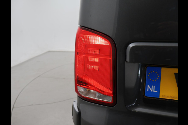 Volkswagen Transporter BULLI 2.0 TDI 150 PK DSG L2H1 DUBBEL CABINE + 2 SCHUIFDEUREN | VIRTUAL COCKPIT | ADAPTIVE CRUISE | STOELVERW.