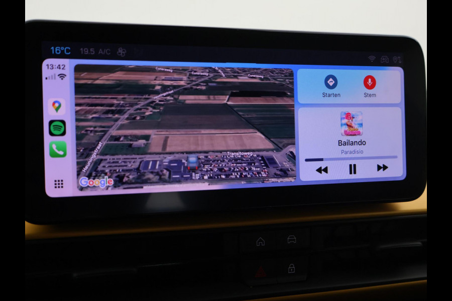 Jeep Avenger SUMMIT 54 kWh SUN YELLOW TWO-TONE + BREEDBEELD APPLE CARPLAY | CAMERA | ADAPTIVE CRUISE CONTROL