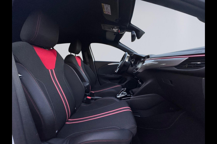 Opel CORSA-E GS Line 50 kWh two tone,achteruitrijcamera,parelmoer,17 inch, 1/2 lederen sportinterieur, climaat controle, navigatie