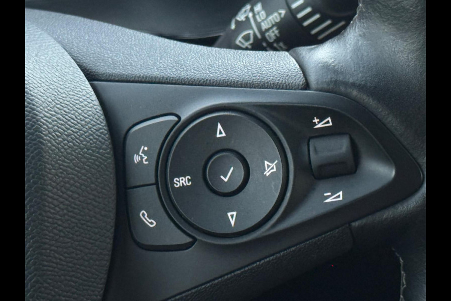 Opel CORSA-E GS Line 50 kWh two tone,achteruitrijcamera,parelmoer,17 inch, 1/2 lederen sportinterieur, climaat controle, navigatie