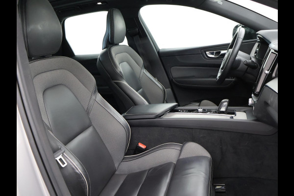 Volvo XC60 2.0 T6 PHEV 340 PK R-DESIGN + PANORAMA | STUUR/STOELVERW. | ADAPTIVE CRUISE