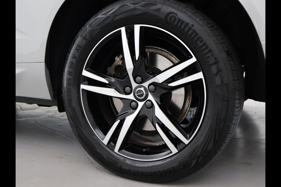 Volvo XC60 2.0 T6 PHEV 340 PK R-DESIGN + PANORAMA | STUUR/STOELVERW. | ADAPTIVE CRUISE