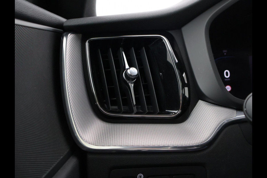 Volvo XC60 2.0 T6 PHEV 340 PK R-DESIGN + PANORAMA | STUUR/STOELVERW. | ADAPTIVE CRUISE