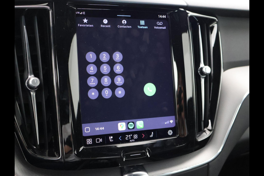 Volvo XC60 2.0 T6 PHEV 340 PK R-DESIGN + PANORAMA | STUUR/STOELVERW. | ADAPTIVE CRUISE