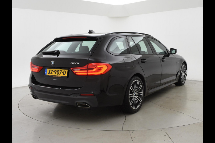 BMW 5 Serie Touring 520i 184 PK M-SPORT H.E. AUT. *ALMANDINBRAUN* + PANORAMA | NAPPA LEDER | HEAD-UP | 19 INCH
