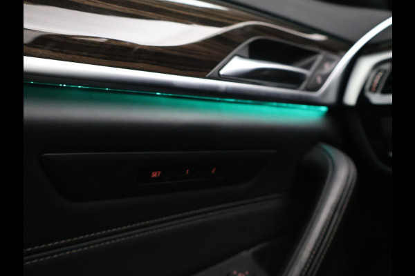 BMW 5 Serie Touring 520i 184 PK M-SPORT H.E. AUT. *ALMANDINBRAUN* + PANORAMA | NAPPA LEDER | HEAD-UP | 19 INCH