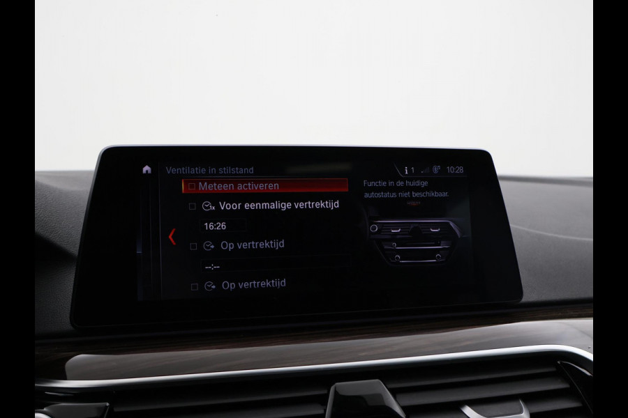 BMW 5 Serie Touring 520i 184 PK M-SPORT H.E. AUT. *ALMANDINBRAUN* + PANORAMA | NAPPA LEDER | HEAD-UP | 19 INCH