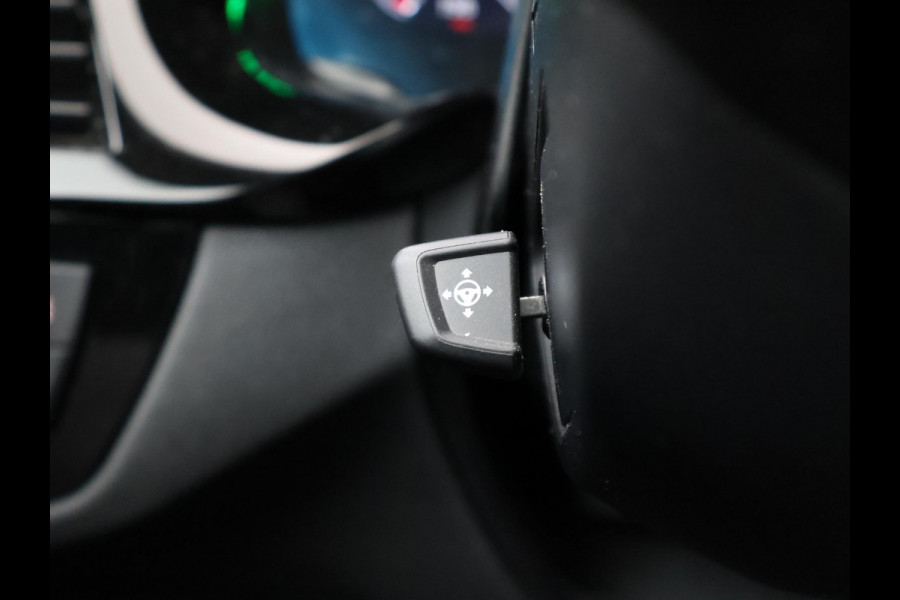 BMW 5 Serie Touring 520i 184 PK M-SPORT H.E. AUT. *ALMANDINBRAUN* + PANORAMA | NAPPA LEDER | HEAD-UP | 19 INCH