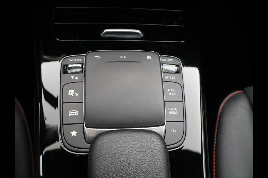 Mercedes-Benz CLA-Klasse Shooting Brake 250e PLUG-IN HYBRID AMG SPORT + PANORAMA / ELEKTR. TREKHAAK / MEMORY