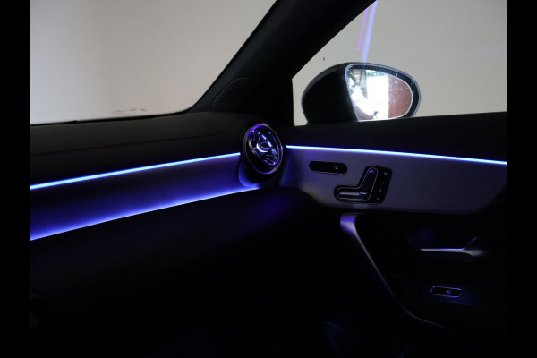 Mercedes-Benz CLA-Klasse Shooting Brake 250e PLUG-IN HYBRID AMG SPORT + PANORAMA / ELEKTR. TREKHAAK / MEMORY