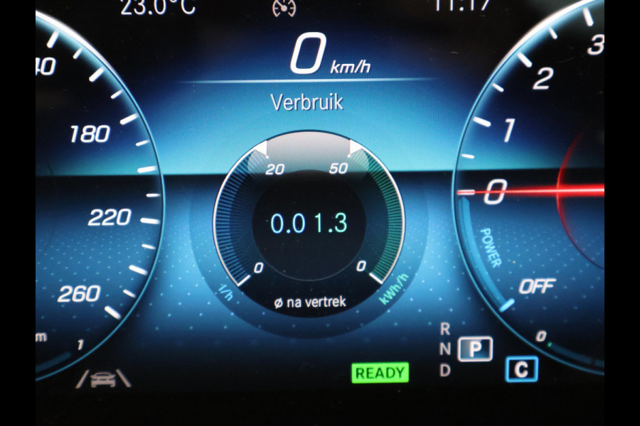 Mercedes-Benz CLA-Klasse Shooting Brake 250e PLUG-IN HYBRID AMG SPORT + PANORAMA / ELEKTR. TREKHAAK / MEMORY