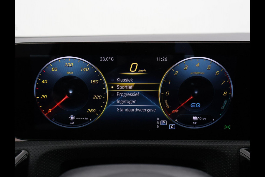 Mercedes-Benz CLA-Klasse Shooting Brake 250e PLUG-IN HYBRID AMG SPORT + PANORAMA / ELEKTR. TREKHAAK / MEMORY