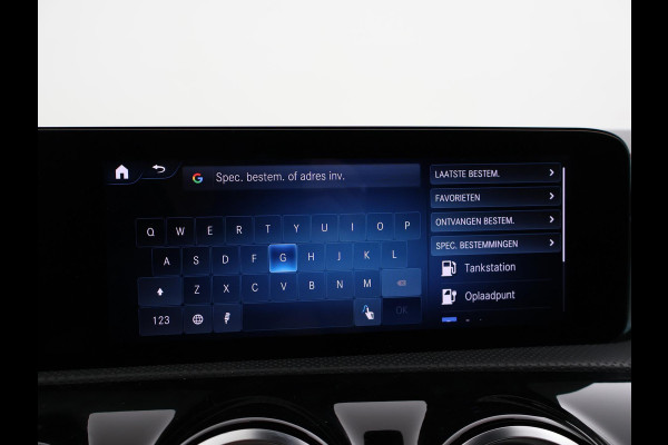 Mercedes-Benz CLA-Klasse Shooting Brake 250e PLUG-IN HYBRID AMG SPORT + PANORAMA / ELEKTR. TREKHAAK / MEMORY