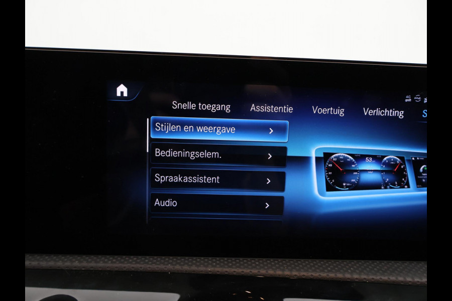 Mercedes-Benz CLA-Klasse Shooting Brake 250e PLUG-IN HYBRID AMG SPORT + PANORAMA / ELEKTR. TREKHAAK / MEMORY