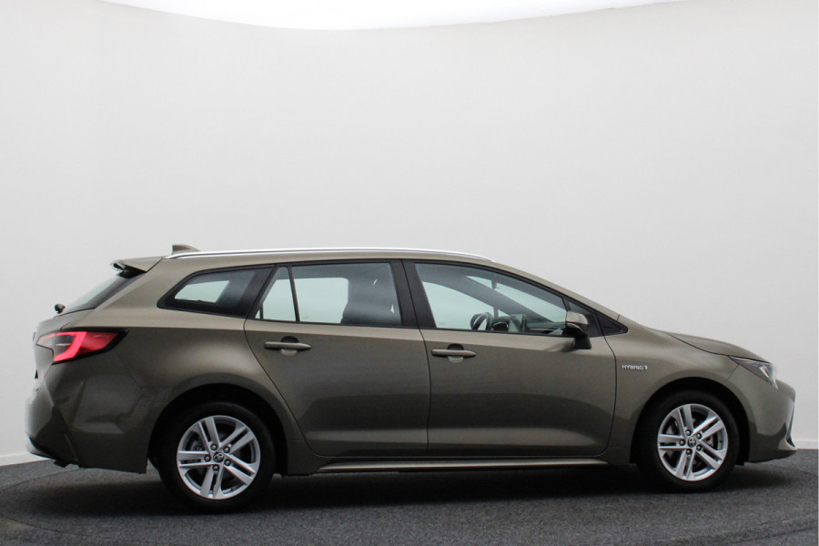 Toyota Corolla Touring Sports 1.8 Hybrid Active Camera, Apple Carplay, ACC, Lane Assist, Climate, LED