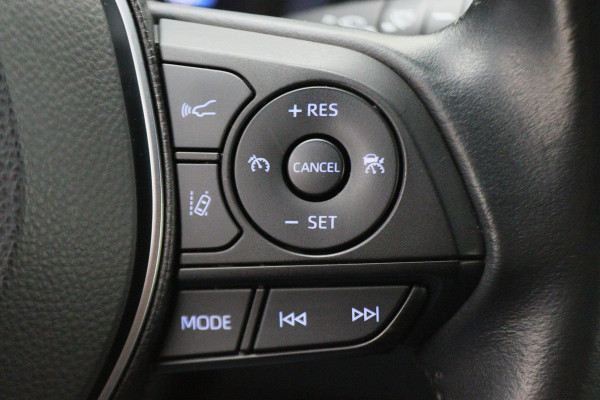 Toyota Corolla Touring Sports 1.8 Hybrid Active Camera, Apple Carplay, ACC, Lane Assist, Climate, LED