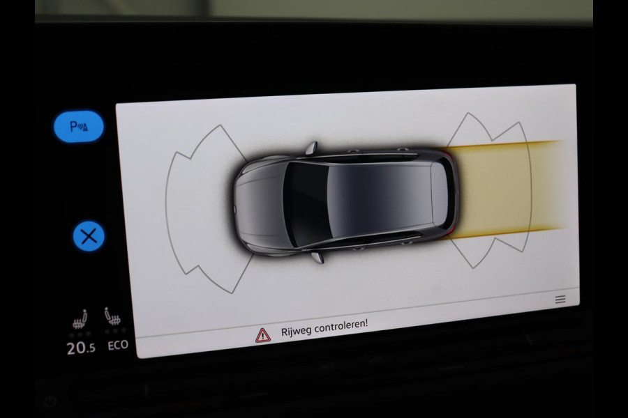 Volkswagen Golf 1.4 eHybrid Style | Stoelverwarming | Massage | Carplay | Sfeerverlichting | Navigatie | Memory | Adaptive cruise | Full LED | Parkeerhulp | Getint glas | PHEV | Plug In