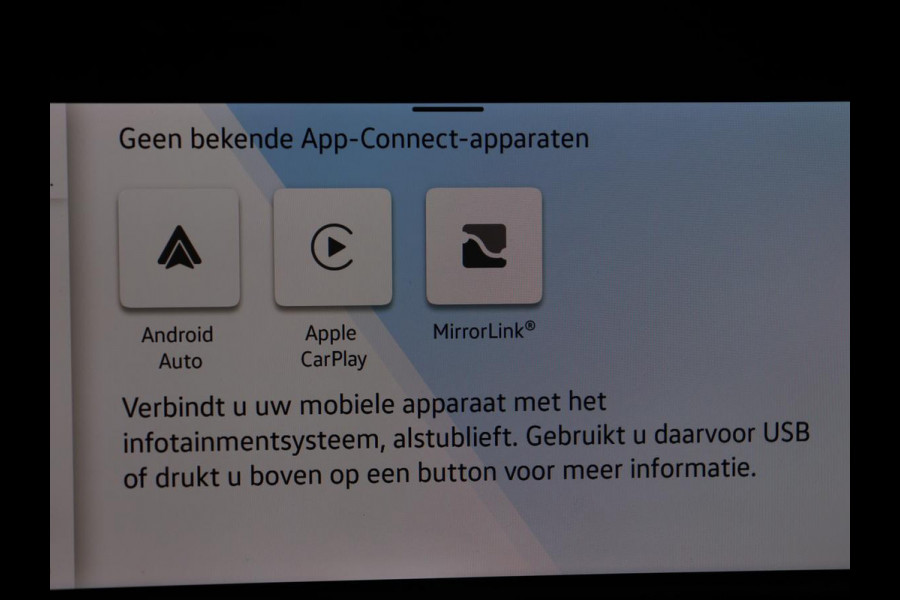 Volkswagen Golf 1.4 eHybrid Style | Stoelverwarming | Massage | Carplay | Sfeerverlichting | Navigatie | Memory | Adaptive cruise | Full LED | Parkeerhulp | Getint glas | PHEV | Plug In