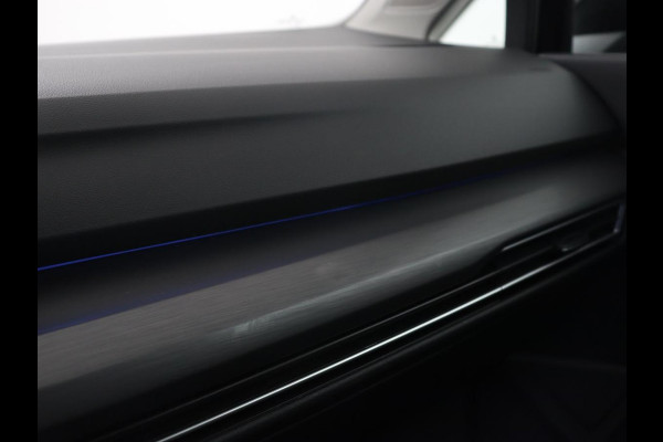 Volkswagen Golf 1.4 eHybrid Style | Stoelverwarming | Massage | Carplay | Sfeerverlichting | Navigatie | Memory | Adaptive cruise | Full LED | Parkeerhulp | Getint glas | PHEV | Plug In