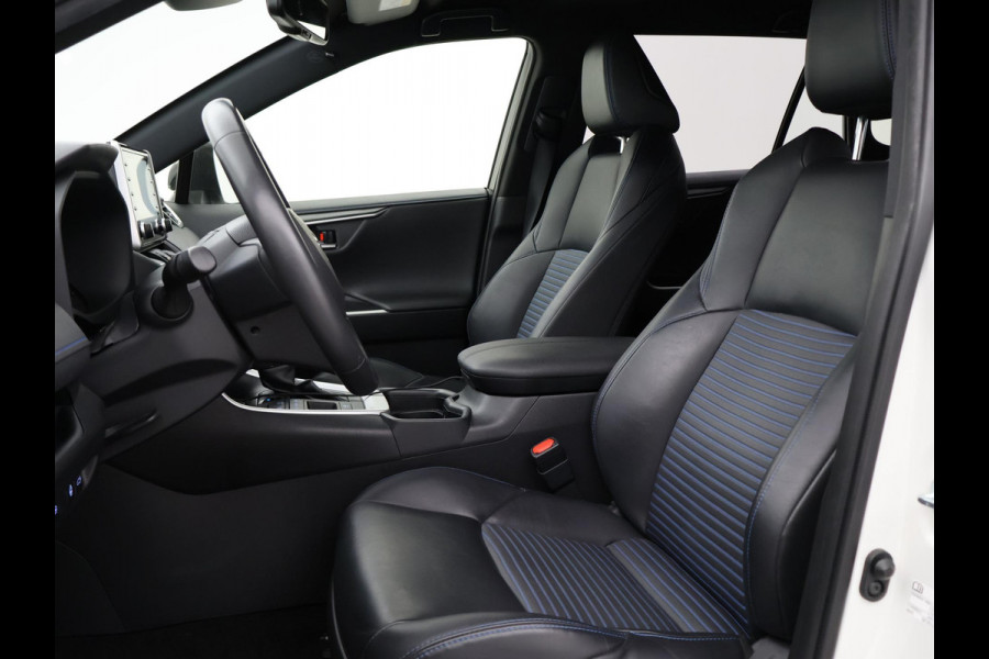 Toyota RAV4 2.5 218 PK HYBRID AUT. BI-TONE SELECTION + CARPLAY | ADAPTIVE CRUISE | CAMERA | STUUR/STOELVERW.