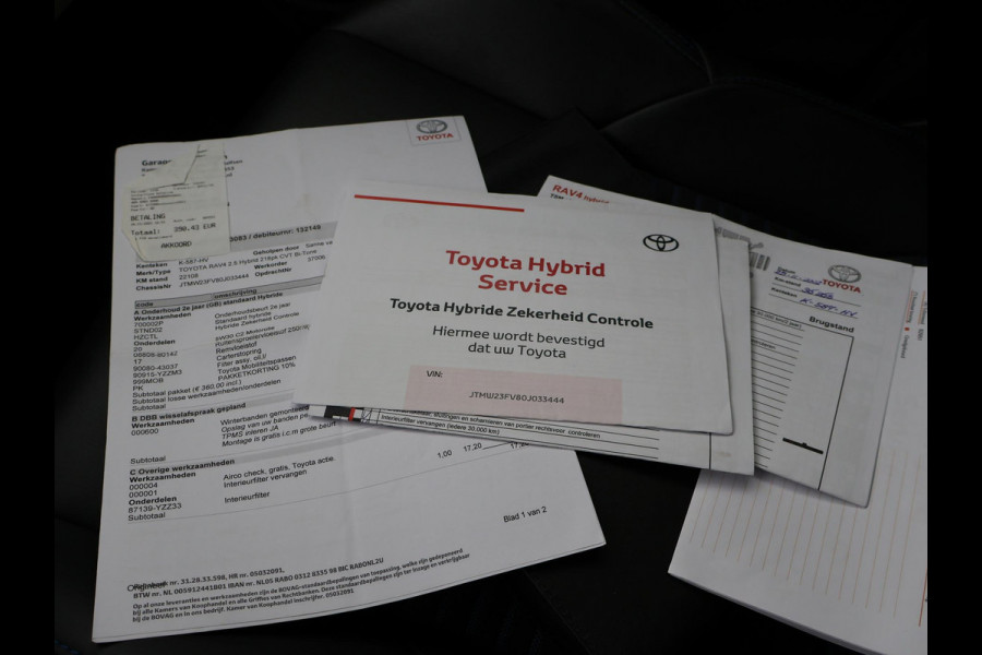 Toyota RAV4 2.5 218 PK HYBRID AUT. BI-TONE SELECTION + CARPLAY | ADAPTIVE CRUISE | CAMERA | STUUR/STOELVERW.