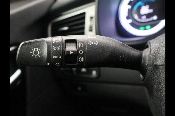 Kia Niro 1.6 GDi HYBRID EDITION *DEALER ONDERH.* + APPLE CARPLAY / CAMERA / TREKHAAK / STOEL/STUURWIELVERWARMING