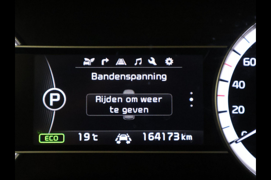 Kia Niro 1.6 GDi HYBRID EDITION *DEALER ONDERH.* + APPLE CARPLAY / CAMERA / TREKHAAK / STOEL/STUURWIELVERWARMING