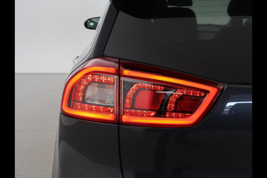 Kia Niro 1.6 GDi HYBRID EDITION *DEALER ONDERH.* + APPLE CARPLAY / CAMERA / TREKHAAK / STOEL/STUURWIELVERWARMING