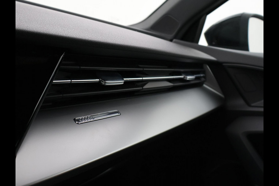 Audi A3 Sportback 40 TFSI e 204 PK PLUG-IN HYBRID + VIRTUAL COCKPIT | ADAPTIVE CRUISE | SPORTSTOELEN | LED
