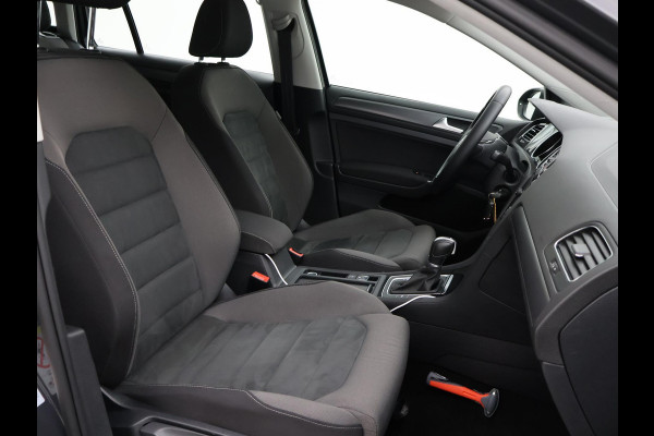 Volkswagen GOLF Variant 1.5 TSI 130 PK DSG AUT. + MASSAGE / ADAPTIVE CRUISE / CARPLAY / STOELVERW.