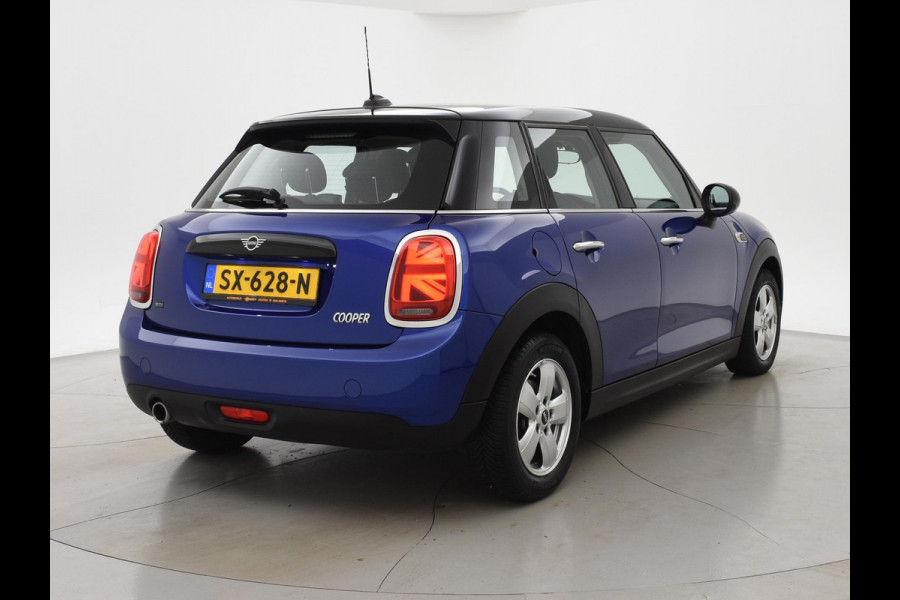 MINI Mini 1.5 COOPER SALT 5-DEURS AUT. *STARLIGHT BLUE* + LED / AIRCO