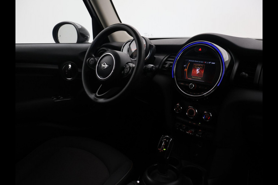 MINI Mini 1.5 COOPER SALT 5-DEURS AUT. *STARLIGHT BLUE* + LED / AIRCO