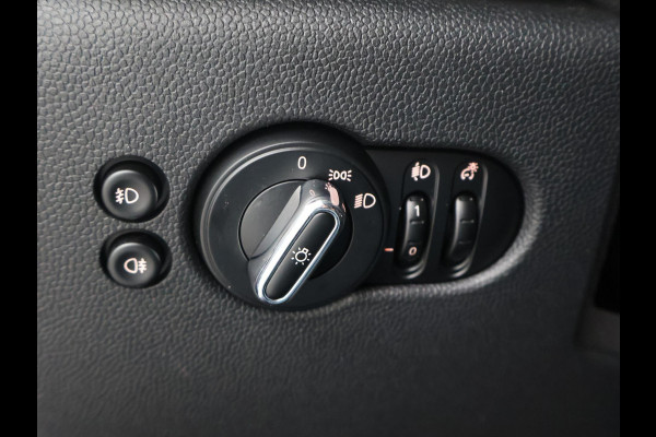 MINI Mini 1.5 COOPER SALT 5-DEURS AUT. *STARLIGHT BLUE* + LED / AIRCO