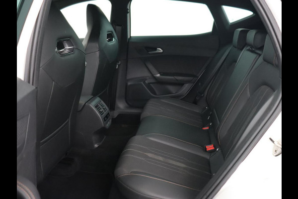 CUPRA Formentor 2.0 TSI 4DRIVE | 310pk | Trekhaak | Stoelverwarming | Camera | Adaptive cruise | 19'' | Sfeerverlichting | Keyless | Full LED | Sportstoelen | Stuurverwarming | DAB