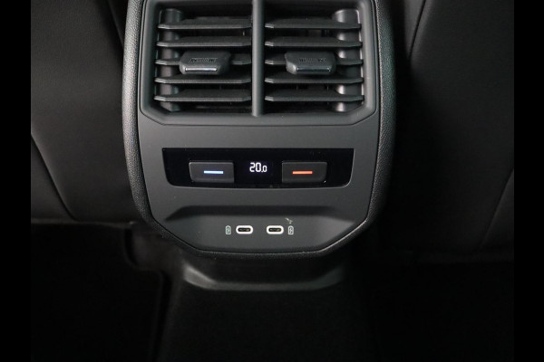 CUPRA Formentor 2.0 TSI 4DRIVE | 310pk | Trekhaak | Stoelverwarming | Camera | Adaptive cruise | 19'' | Sfeerverlichting | Keyless | Full LED | Sportstoelen | Stuurverwarming | DAB